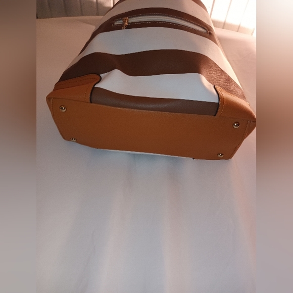 Dasein Large Slouchy Hobo purse - Picture 7 of 7